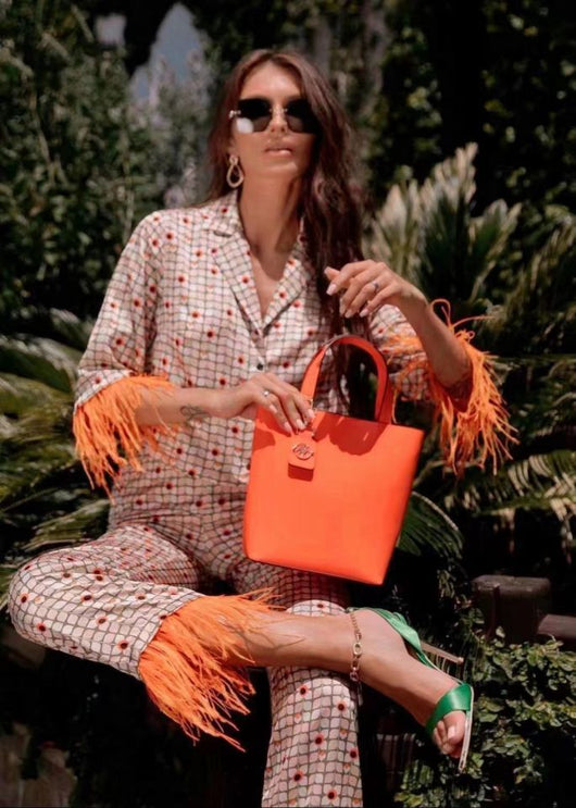 Traje Ejecutivo con Camisa Estampado Lunares - Elegancia y Temperamento - Image 14