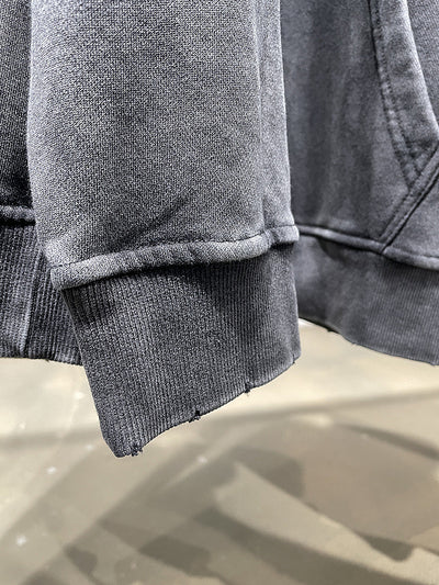 Sudadera con Capucha Desgastada y Cuello Fruncido - Estilo Urban Casual - Image 6