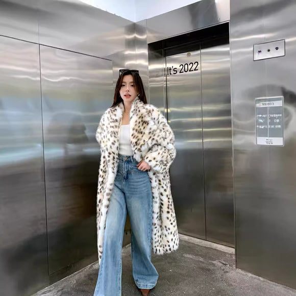 Abrigo Trench Tejido Coreano con Cuello Volante y Detalles de Piel