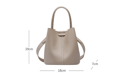 Bolsa Crossbody de Cuero Genuino para Mujer - Diseño Bucket - Image 6