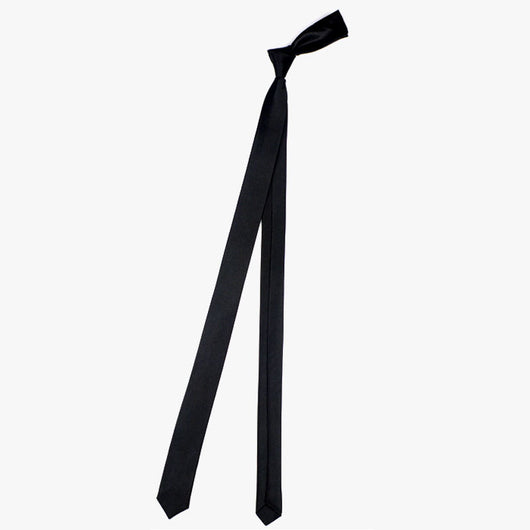 Corbata Angosta Estilo Universitario Negro Puro para Mujer - Image 10