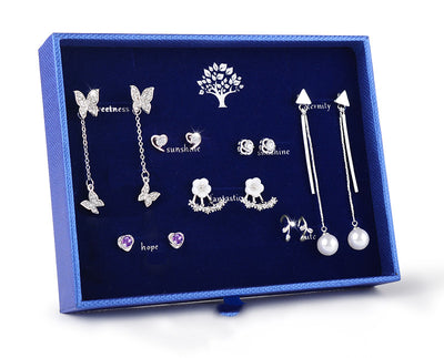 Aretes Femeninos con Borla Trendy en Caja de Regalo - Image 4