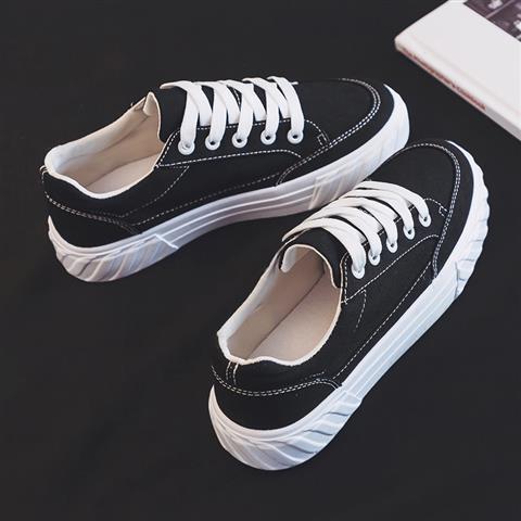 Tenis Blancos Casuales Planos - Estilo Urbano Minimalista - Image 7