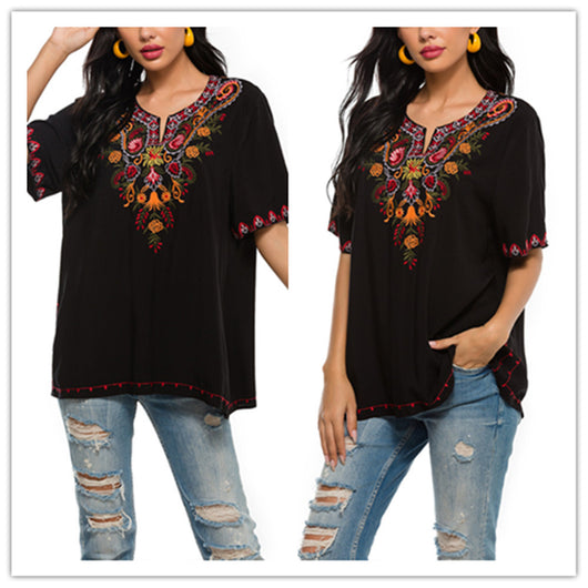 Blusa Suelta Estampada con Bordados Artesanales - Image 10