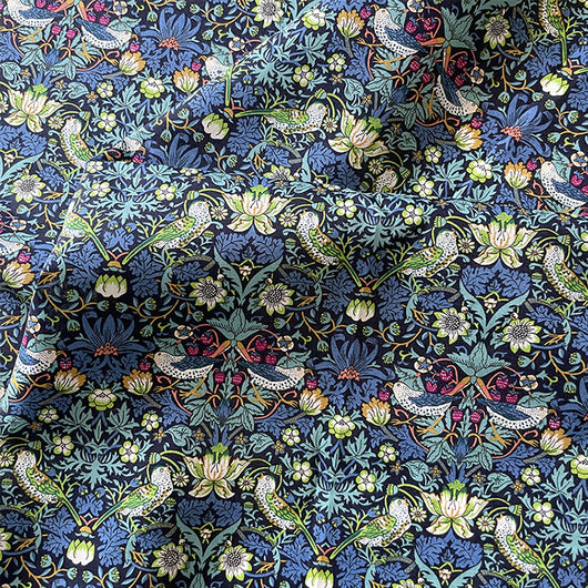 Tela de Algodón Fibrado con Estampado de Fresa para Confección - Image 10