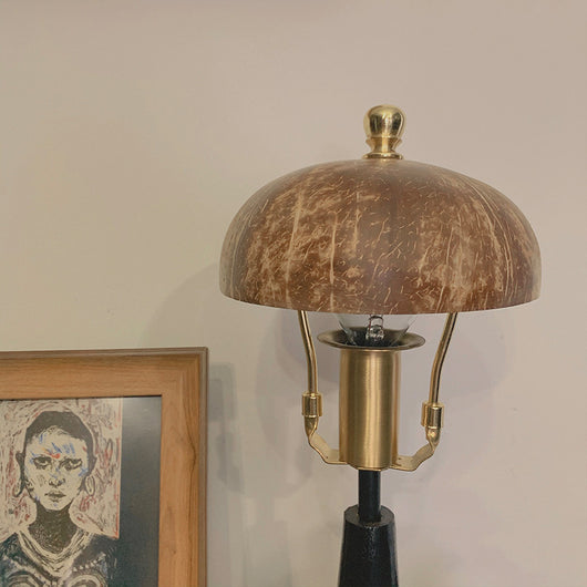 Lámpara de Mesita de Noche en Madera Maciza y Cáscara de Coco Estilo Vintage - Image 8