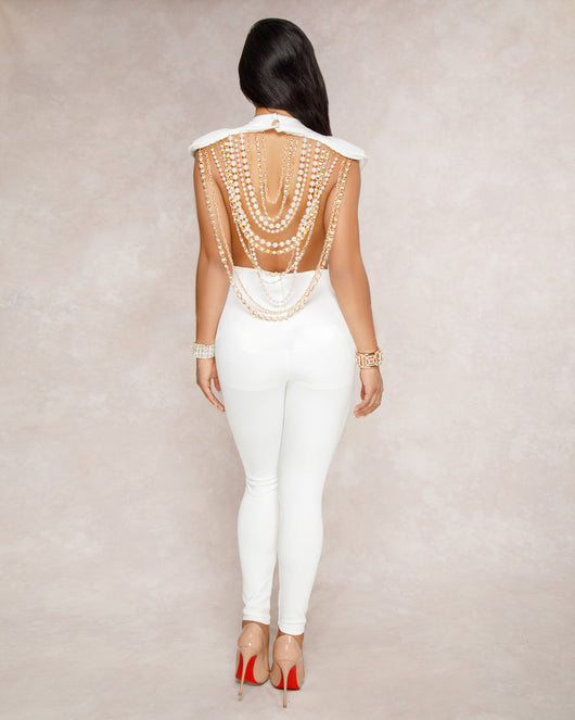 Jumpsuit Elegante para Mujer con Cadena de Perlas - Image 9