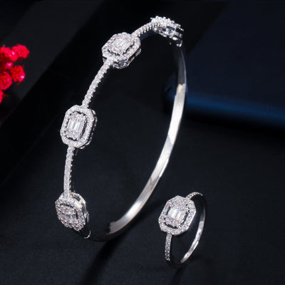 Conjunto de Pulsera y Anillo para Mujer con Circonita Brillante y Baño de Oro Real