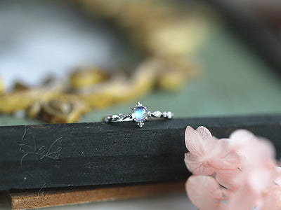 Anillo de Plata 925 Piedra de Luna con Baño de Oro para Mujer - Image 2