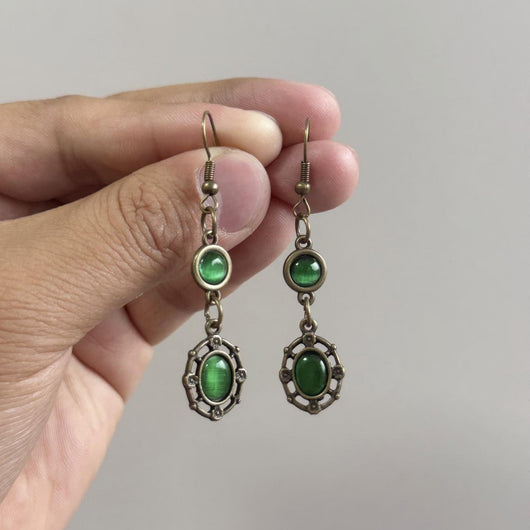 Aretes Colgantes de Jade Gris Antiguo con Bronce y Esmeralda - Image 2