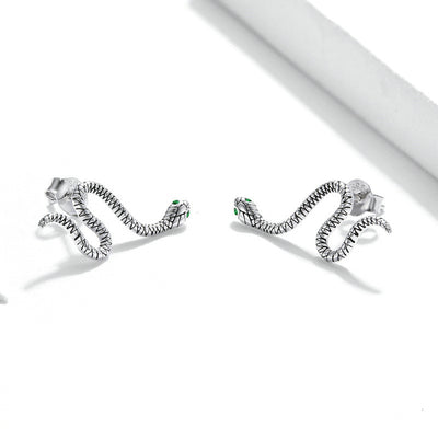 Aretes de Plata con Textura Serpiente y Signo Zodiacal Personalizados - Image 3
