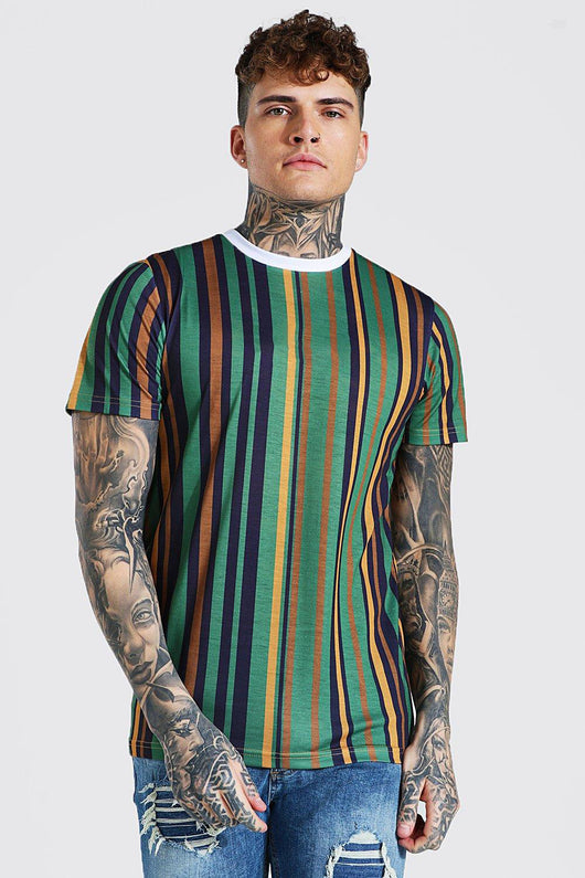 Camiseta Estampada 3D con Rayas Minimalistas - Image 4