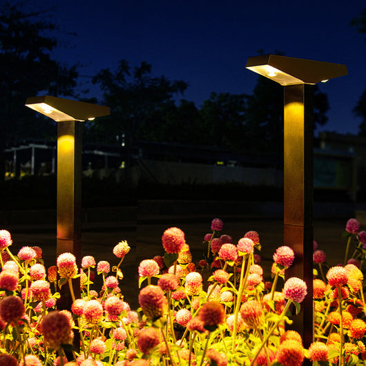Lámpara Solar de Jardín con Sensor Automático - Iluminación Inteligente para Exteriores - Image 3
