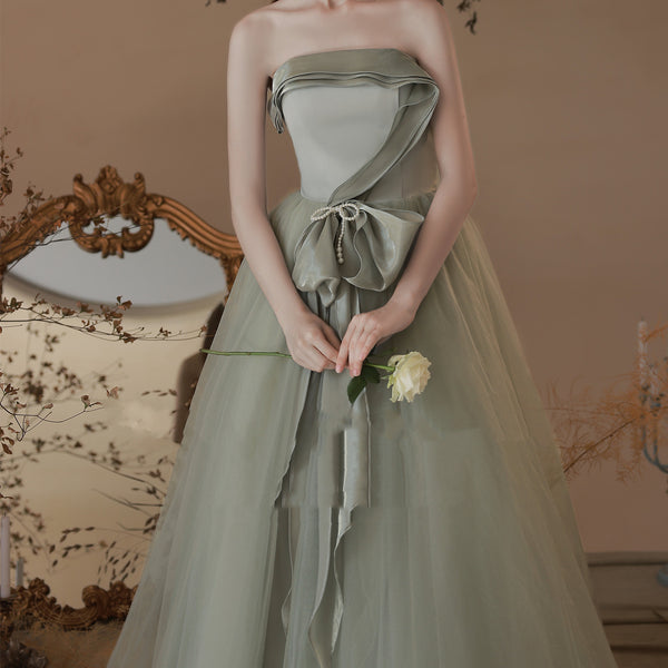 Vestido Bralette de Satén Verde Esmeralda