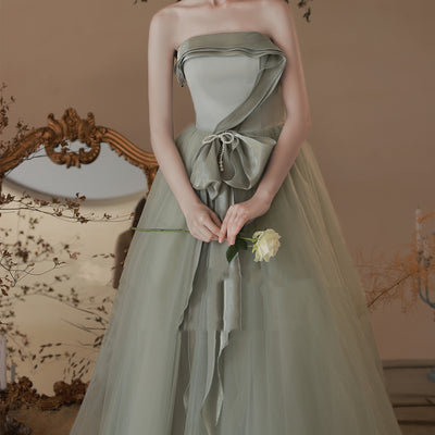 Vestido Bralette de Satén Verde Esmeralda - Image 2