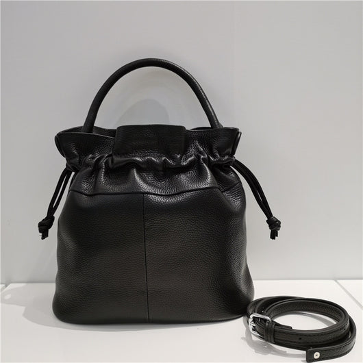 Bolso Bucket de Cuero para Mujer - Elegancia y Versatilidad - Image 3