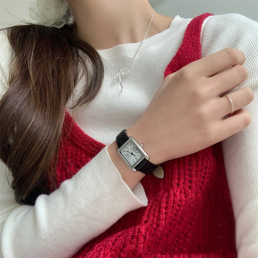 Reloj de Cuero Rectangular para Mujer - Diseño Clásico Simple - Image 8