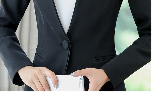 Uniforme Profesional para Recepción Hotelera y Atención al Cliente - Image 13