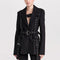 Blazer Ejecutivo con Cintura Ajustable y Detalles Remachados