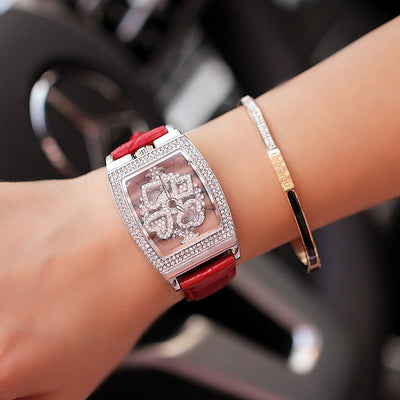 Reloj Elegante para Mujer Resistente al Agua con Diamantes y Flores - Image 33