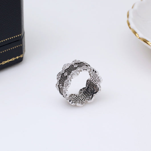 Anillo Dorado con Hoja de Ginkgo - Image 7