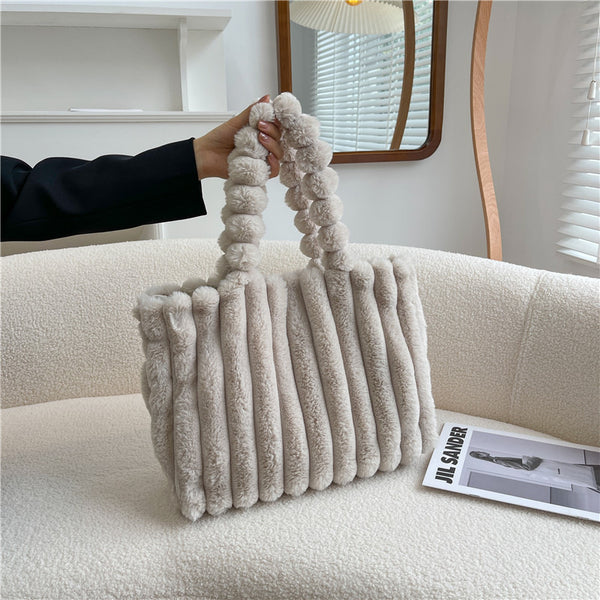Bolso de Hombro Amplio con Capacidad Grande y Diseño Moderno en Peluche
