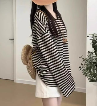 Blusa Rayada de Manga Larga con Protección Solar - Image 13