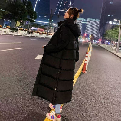 Abrigo Acolchado Minimalista con Capucha - Cálido y Versátil - Image 4