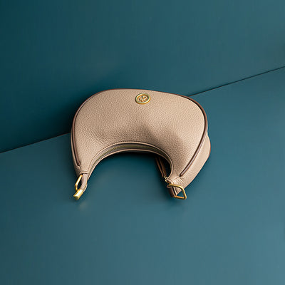 Bolsa de Cuero Genuino Estilo Cowbag Axilar Diseño Exclusivo - Image 5