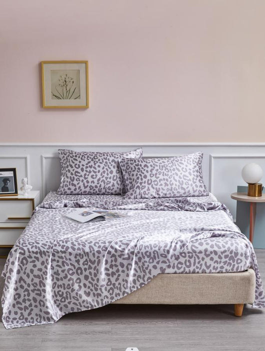 Juego de Sábanas Satinadas de Seda Artificial con Estampado Leopardo Plateado - 4 Piezas - Image 15