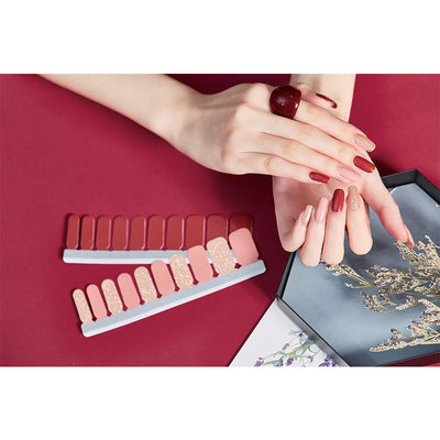 Pegatinas de Uñas Desprendibles con Diseños de Moda Internacional - Image 24