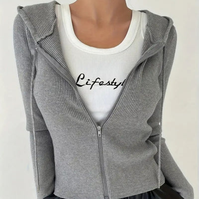 Chaqueta Slim Fit con Capucha para Mujer - Image 12