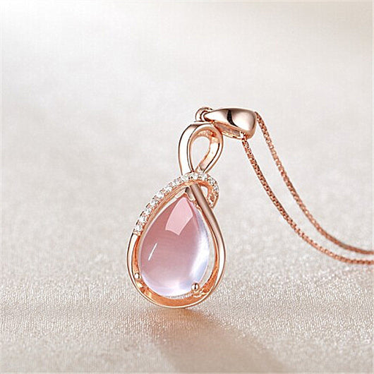 Pendiente de Oro Rosa Elegante - Image 7