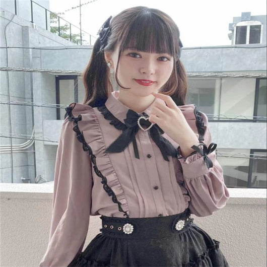 Blusa de Encaje con Cuello de Moño y Detalles de Amor - Image 4
