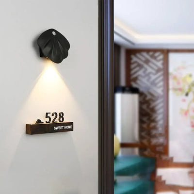 Lámpara LED Inteligente con Sensor Infrarrojo y Carga Inalámbrica - Image 8