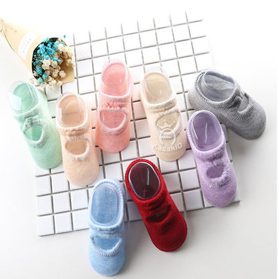 Calcetines de Algodón Cómodos para Bebé y Adulto - Ideales para Casa - Image 8