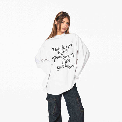 Playera Holgada con Letras Gastadas - Top Casual Versátil