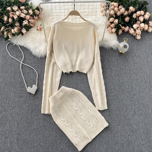 Conjunto Vintage Falda Alta con Suéter Retorcido de Manga Larga - Image 8