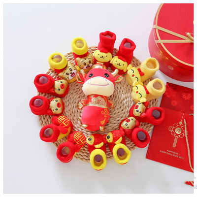 Conjunto de Calcetines Bebé Príncipe Rojo con Caja de Regalo - Image 12