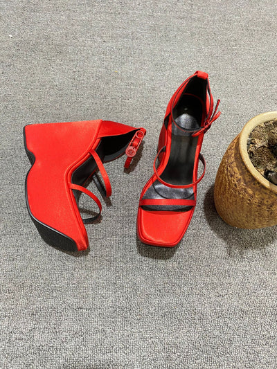Sandalias Cuña con Punta Cuadrada y Tacón Stiletto - Image 12