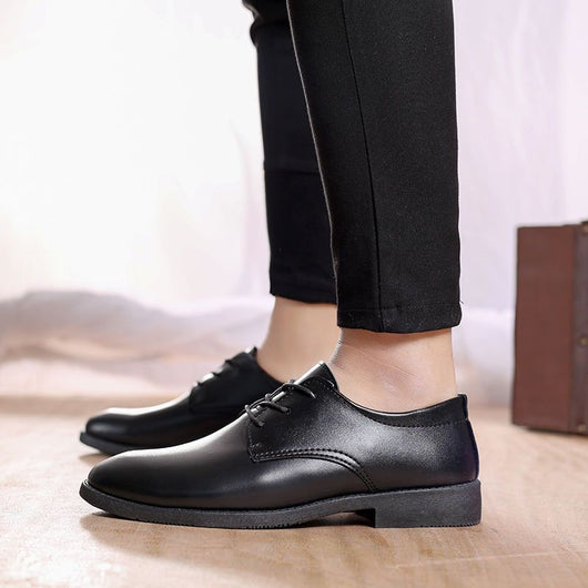 Zapatos de Cuero Elegantes para Hombre - Estilo Británico Formal - Image 4