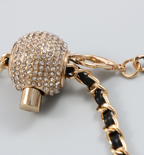 Cinturón de Cadena Trenzada con Diamantes de Metal y Cuero