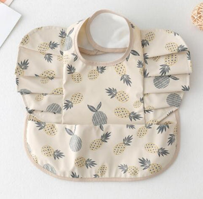 Babero Impermeable con Bolsillo Alas de Ángel para Bebé - Image 32