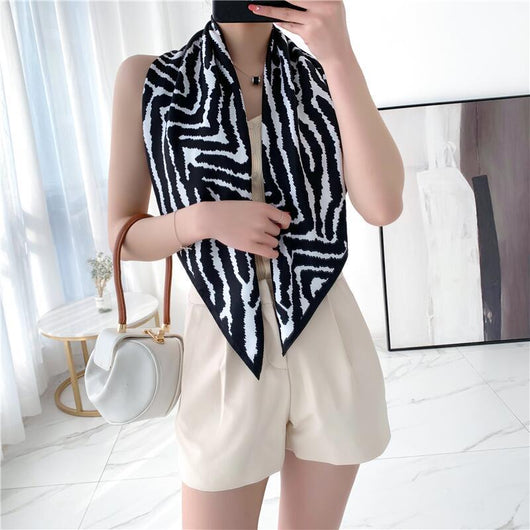 Pañuelo Estampado Leopardo en Twill - Accesorio Fashion Home - Image 67