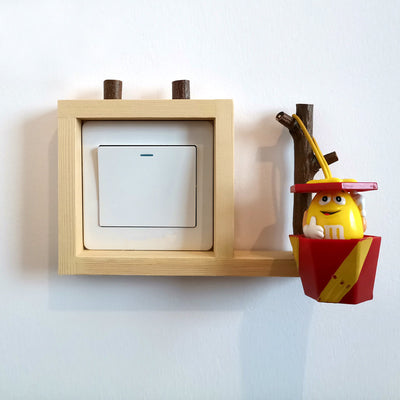 Marco Decorativo Hidropónico con Enchufe de Madera y Pegatinas - Image 3