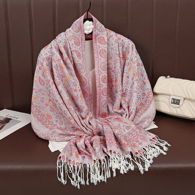 Chal de Lujo Ligero con Jacquard y Borlas de Cachemira - Image 9