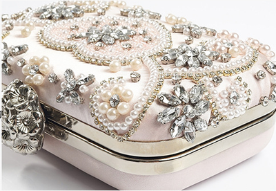 Bolso de Noche Elegante con Corazón y Diamantes para Mujer - Image 12