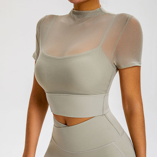 Top Deportivo Cuello Alto con Soporte de Pecho - Diseño Sensual Granate - Image 7