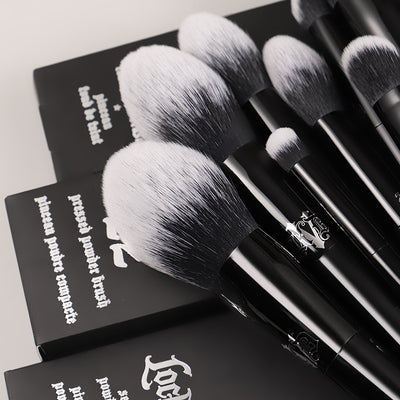 Brocha de Sombras y Base con Mango Plástico - Herramienta de Maquillaje Profesional - Image 3