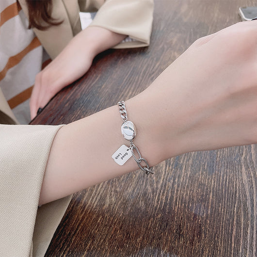 Pulsera Tejida de Temperamento - Joyería Versátil y Elegante - Image 3